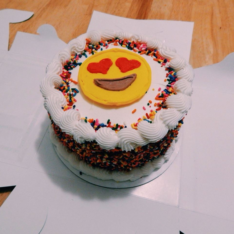 27+ Elegant Image of Baskin Robbins Birthday Cakes