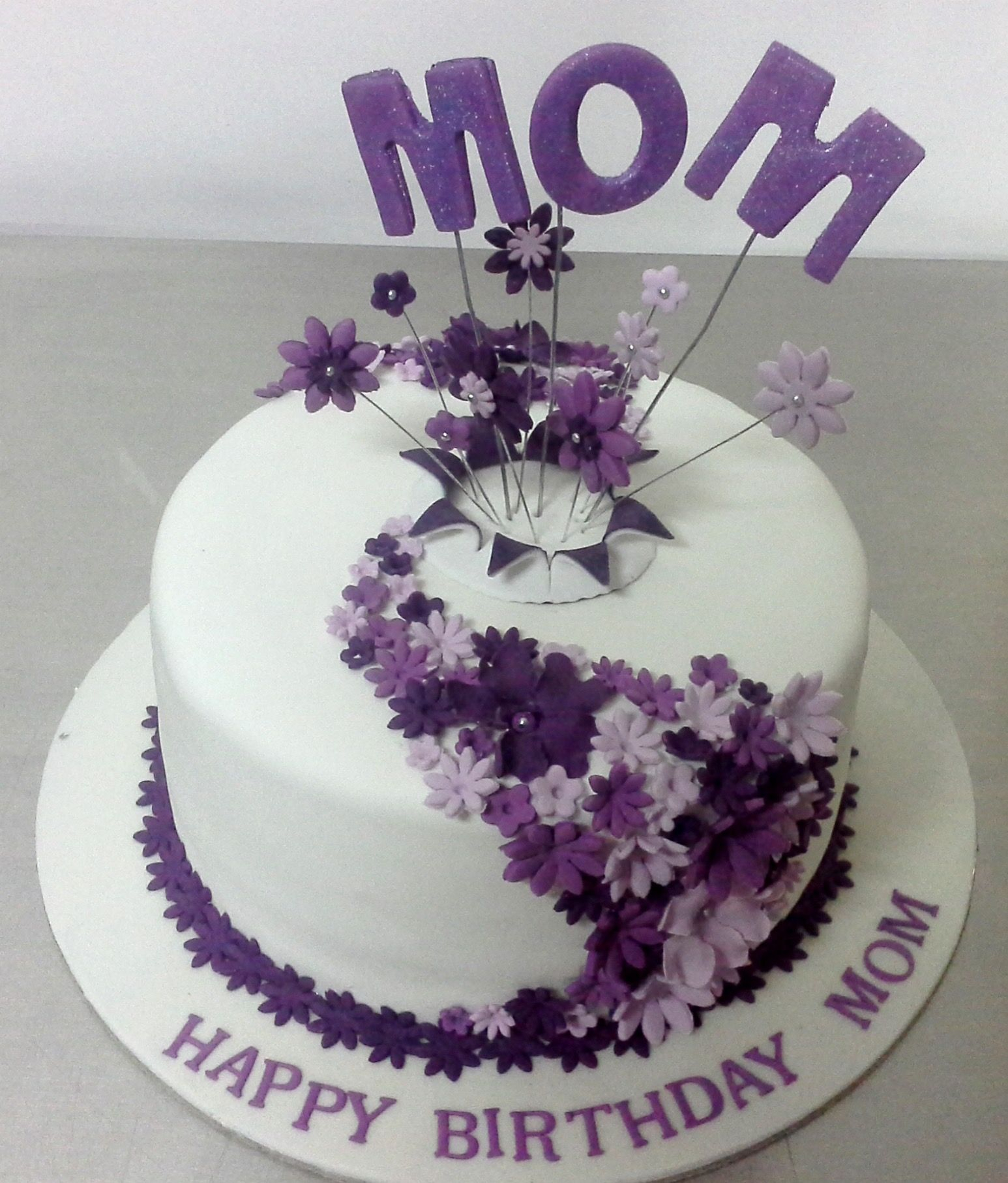 Birthday Cake For Mom Would Be Mom Hbd Cakes For Mom Dad Pinterest Birthday Cake