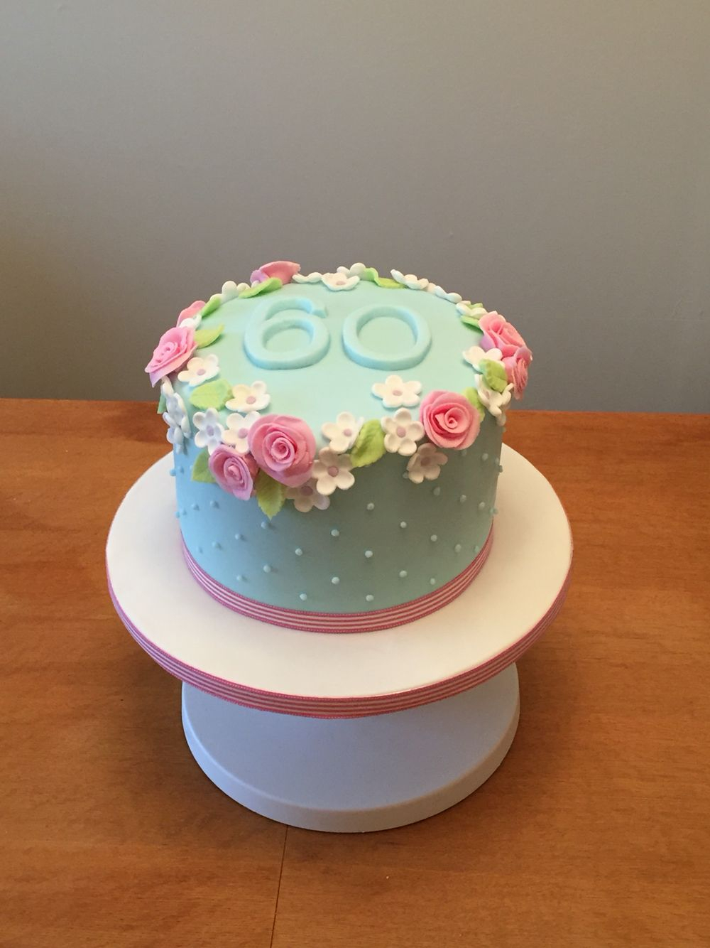 Simple Birthday Cakes 60th Birthday Cake Flowery And Simple Cakes Pinte